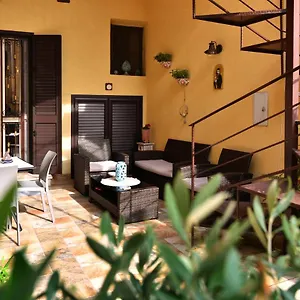 L’elegante Dépendance Del Barone Francesco Sala Appartement